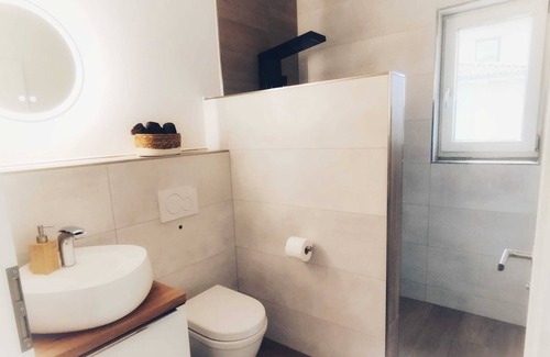 Dietersheim Apartment | Moderne, Kleine Ferienwohnung im Schönen Mittelfranken