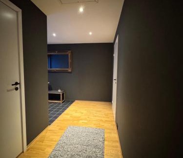 Leknes Apartment | Moderne Leilighet i Lofoten