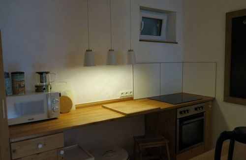 Schweinfurt Apartment | Moderne, liebevoll ausgestattete 3-Zimmer-EG-Wohnung mit guter Verkehrsanbindung