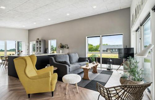 Hjarbæk House | Moderne Lyst Hus Med Terrasse Nær Fjorden