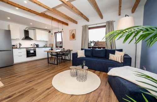 Neustadt Apartment | Moderne Maisonette Wohnung im Flüsseviertel