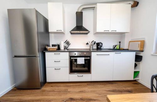 Neustadt Apartment | Moderne Maisonette Wohnung im Flüsseviertel