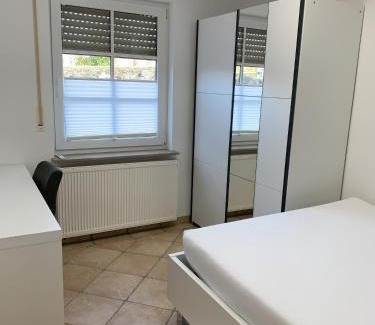 Wolfhagen House | Moderne Monteurwohnung mit Terrasse "Am Teichberg"
