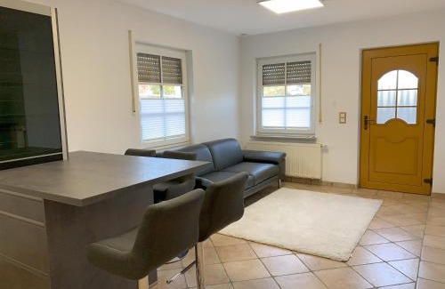 Wolfhagen House | Moderne Monteurwohnung mit Terrasse "Am Teichberg"