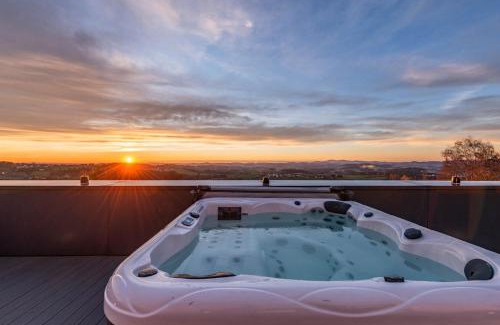 Waldkirchen Villa | Moderne Villa mit Whirlpool und Heimkino