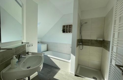 Bernsdorf Apartment | Moderne Wohnung mit Balkon inmitten der Lausitz