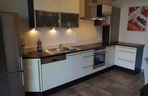 Beilngries Apartment | Moderne, zentrumsnahe Ferienwohnung (72 qm) mit möblierter Südterrasse