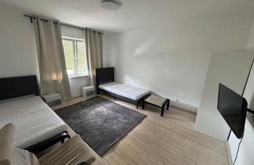 Ransbach-Baumbach Apartment | Moderne Zimmer nähe A3