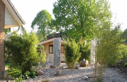 Vogelsang-Grunholz House | Modernes 5*-Ferienhaus im Maisonettenstil in Damp