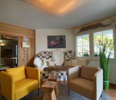 Adnet Apartment | Modernes Alpenapartment mit Sauna Wintergarten und Pool