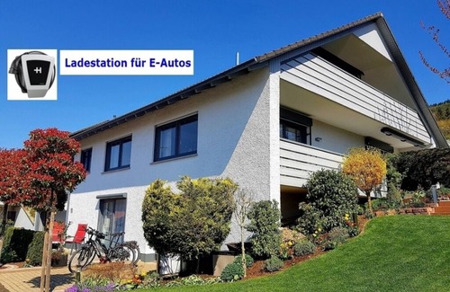 Buergstadt Apartment | Modernes Apartment mit Terrasse