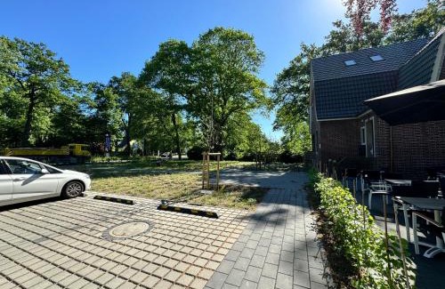 Osterholz Apartment | Modernes Apartment, voll eingerichtet inkl Parkplatz WLAN
