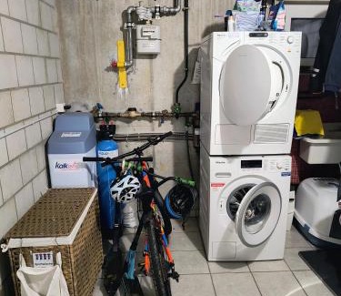 Frenkendorf House | Modernes Doppelzimmer nähe Basel