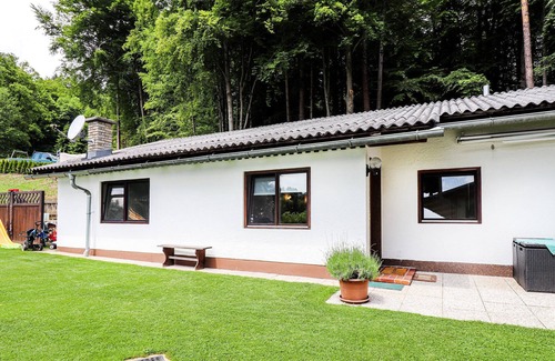 Techelsberg am Worther See House | modernes Ferienhaus mit Garten