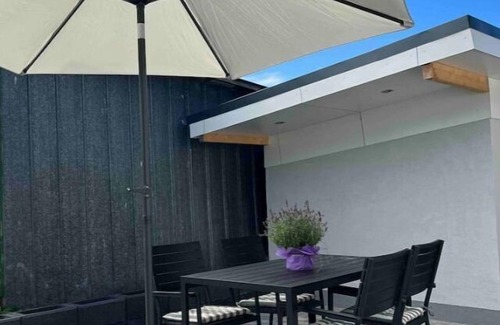 Delve House | Modernes Ferienhaus im Eidertal