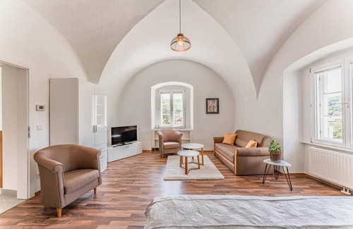 Gars am Kamp Apartment | Modernes, Renoviertes Appartement mit 52qm