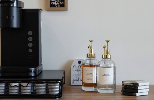 Kenwood Condo | ModernFarmHouseChicago-Spacious 3-bedroom condo Near Downtown Chicago