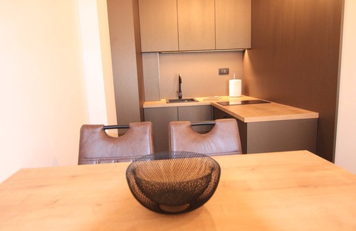 Donje Polje Hotel | Moderni Luxury apartment Center