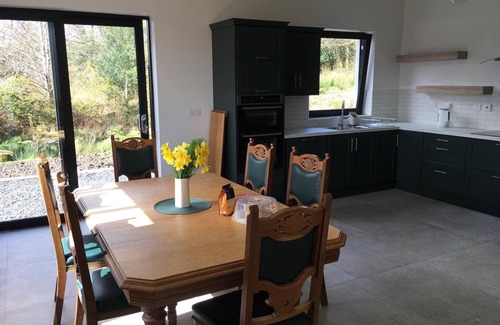 Boyle House | Modernised cottage, panoramic lake views, private woodland walks along lakeside.