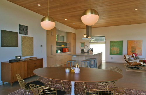 Santa Rosa House | Modernist Compound With Expansive Views Overlooking Bellflower Vineyards
