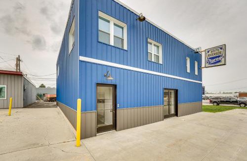 St. Clair Apartment | Modernized St Clair Apartment Walk to Boardwalk!