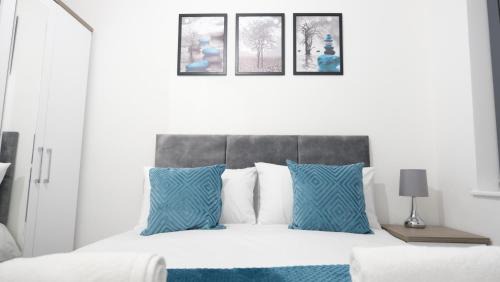 Manchester House | Modernized Three Bedroom House near City Stadium, Attractions, City Centre - Sky n Netflix - Convenient Transport