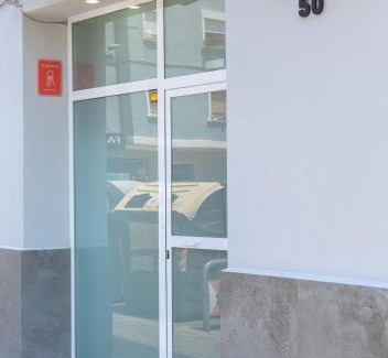 Torrefiel Apartment | Moderno, amplio y muy cómodo