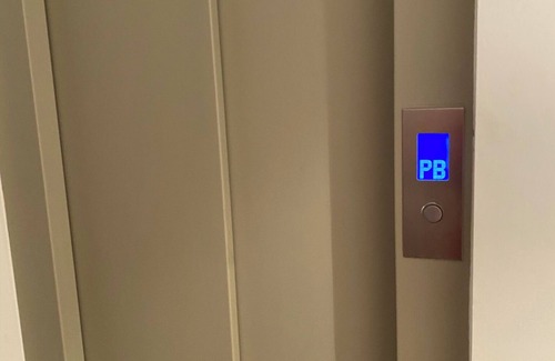 Altura Apartment | Moderno Apartamento a un Minuto vía Verde