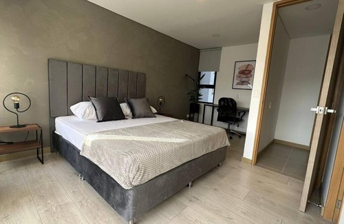 Buenos Aires Apartment | Moderno Apartamento en Poblado,Vista a la cuidad
