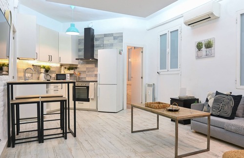 Ibiza Apartment | Moderno y elegante ap. Barrio Ibiza MEN30