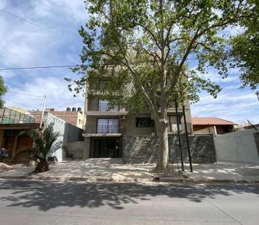 Mendoza City Center Apartment | Moderno y nuevo apartamento con cochera en el centro