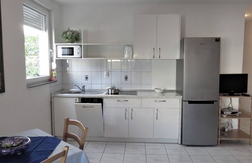 Mandre Apartment | Modra kuca 1