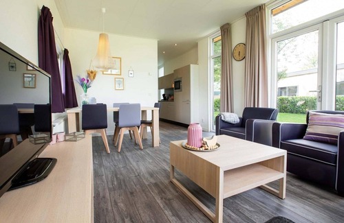 Strucht Ski Chalet | ✓ Module at Residence Valkenburg ✓ Holiday home for 5 persons ✓ Located in Valkenburg (Schin op Geul) ✓ Holiday resort in South Limburg, near Maastricht ✓ Book directly at the resort