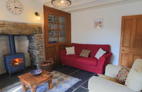 Ffestiniog House | Moelwyn View Cottage