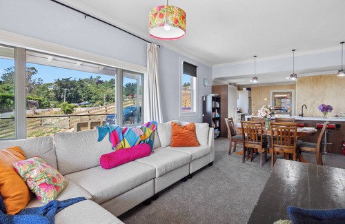 Moeraki House | Moeraki Beach Haven - Otago Beachfront Home