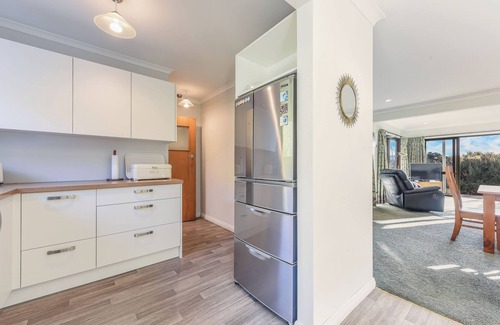 Moetapu Bay House | Moetapu Magic - Marlborough Sounds Holiday Home