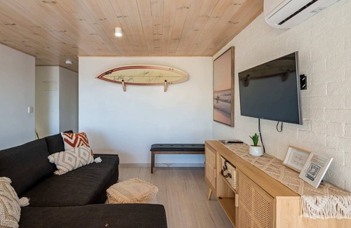 Moffat Beach Apartment | Moffat Beach Surf Retreat