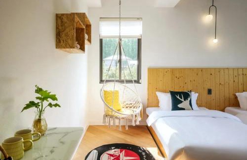 Moganshan Cabin | Moganshan Moshe Yujia River Tracing Family Pool Bed and Breakfast