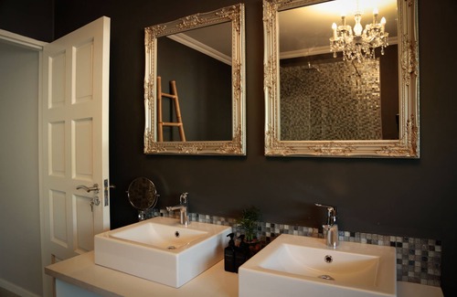 Lobamba House | Mogi Boutique Hotel