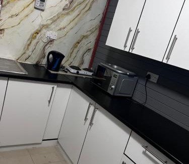 Werda Apartment | Mogonono Cabin- Werda