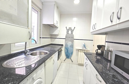Mogro Apartment | Mogro: Apartment 3 rooms beachfront