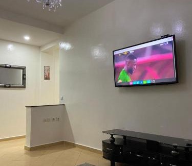 Deroua Apartment | Mohammed V International Airport HOUSE