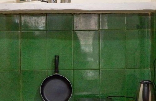 Kandaghat Apartment | Mohija Homestay: Cozy Family Suite I 1BHK I Kitchen I Open Terrace