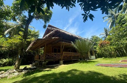 Pulau Masokut House | Moile Moile Surfcamp