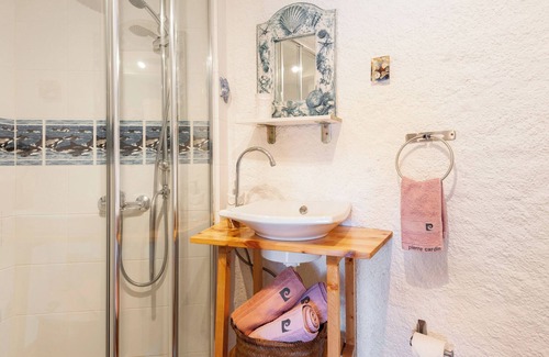 Cadaval House | Moinho da Amélia-Sleep in a Windmill+Breathtaking Mountain View+Private Pool