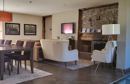 Braganca House | Moinho da Ponte Velha: a rural retreat in Bragança, charm, comfort and nature.