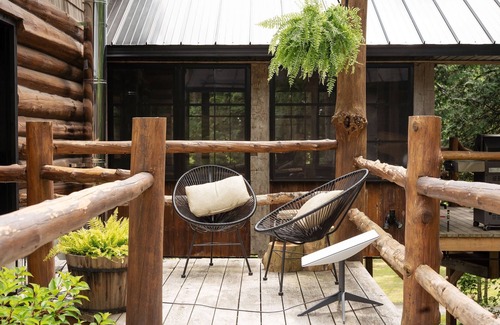 Centre Hastings House | Moira River House