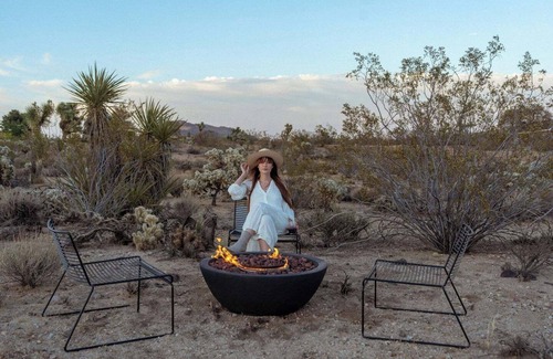 Yucca Valley House | Mojave Rosa - Cowboy Tub, Hot tub, New Fire Pit!