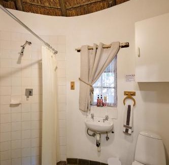 Gaborone Cabin | Mokolodi Backpackers