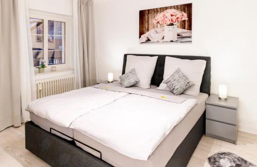 Bachviertel Apartment | MOLA Apartments-Historische Ferienwohnung im Bachviertel Herdecke Zentrum für 3 Personen-Gratis Parkplatz-Highspeed WLAN-auch für Langzeit geeignet